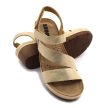 Leon Comfort 1120 női bőr szandál arany színben