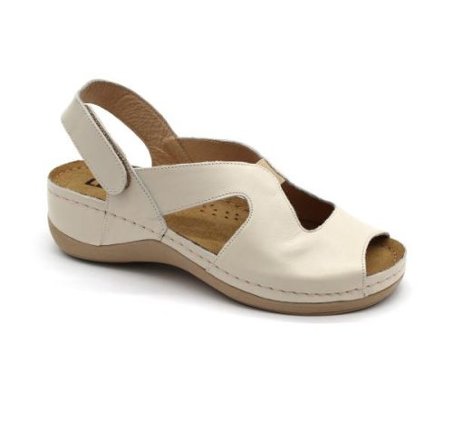 Leon Comfort 924 női bőr szandál bézs színben