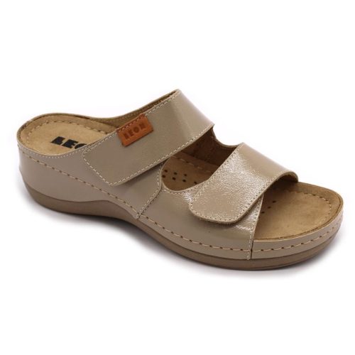 Leon Comfort 931 női bőr kényelmi papucs cappucino lakk színben